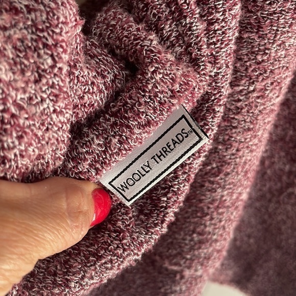 Women's University of Minnesota Burgundy & Gold Pullover Sweatshirt size M - Picture 4 of 4